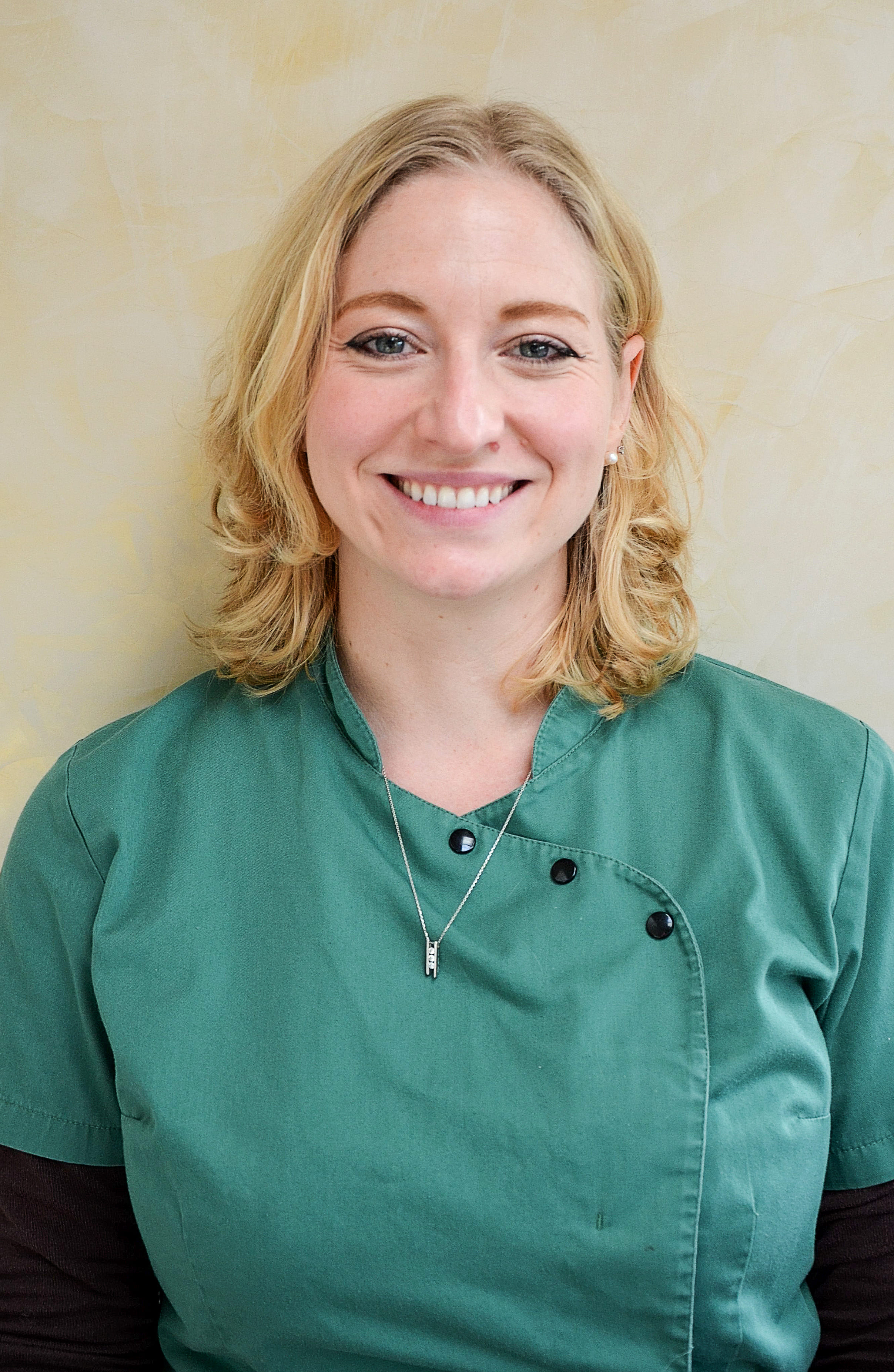 Dr. Anaïs Martin - Chirurgien-Dentiste